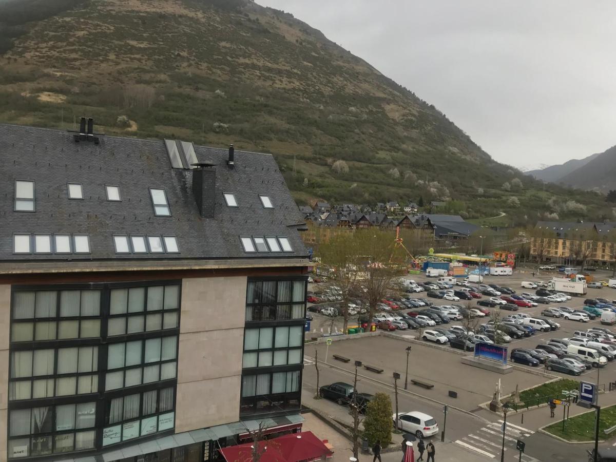 Apartamento Ski Aran เบียญา ภายนอก รูปภาพ
